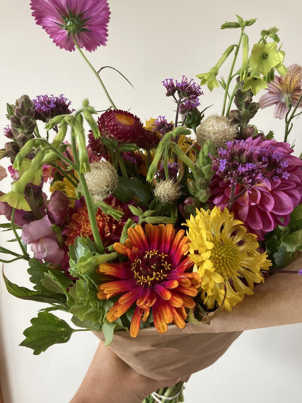 Hand-tied farm bouquet