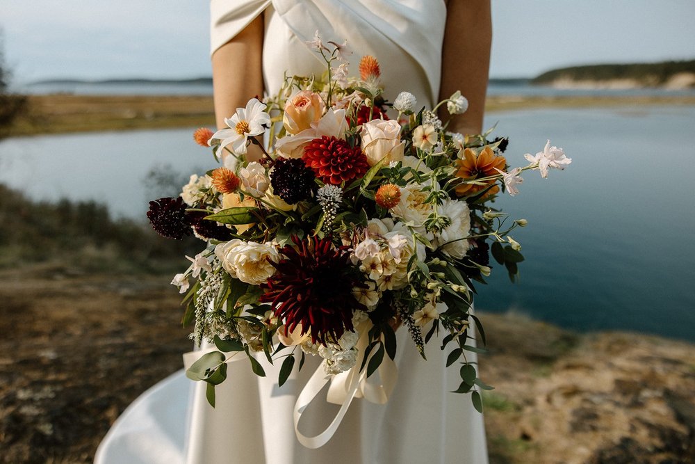 Wedding floral arrangement